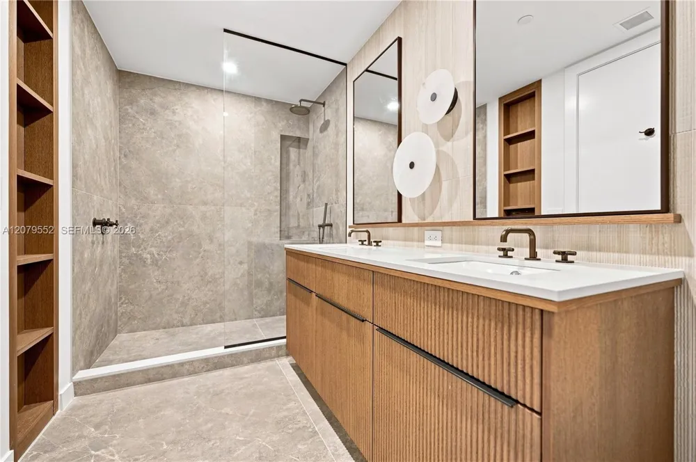 2200 Brickell Ave #413 Miami, FL 33129