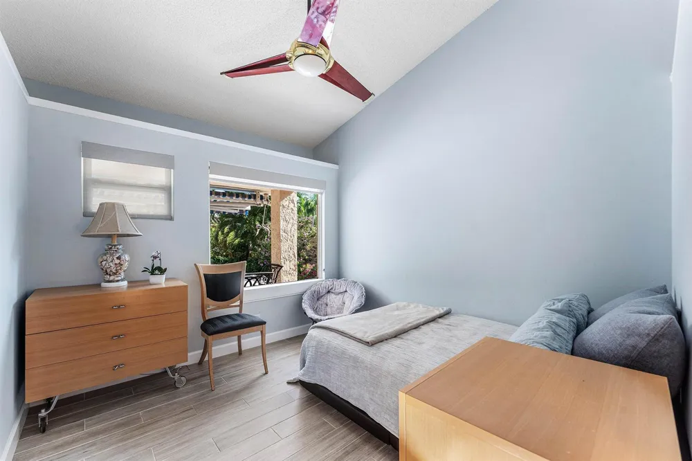 559 NW 38TH TERRACE Deerfield Beach, FL 33442