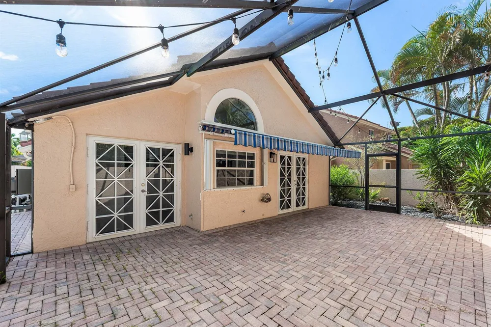 559 NW 38TH TERRACE Deerfield Beach, FL 33442
