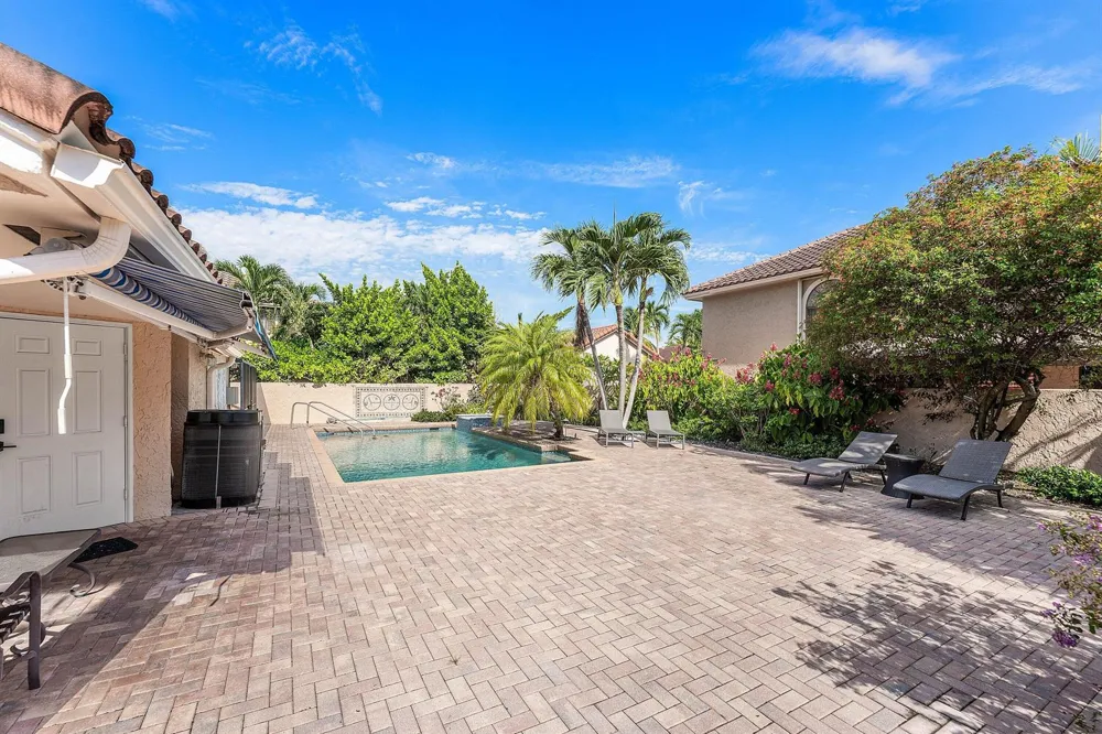 559 NW 38TH TERRACE Deerfield Beach, FL 33442