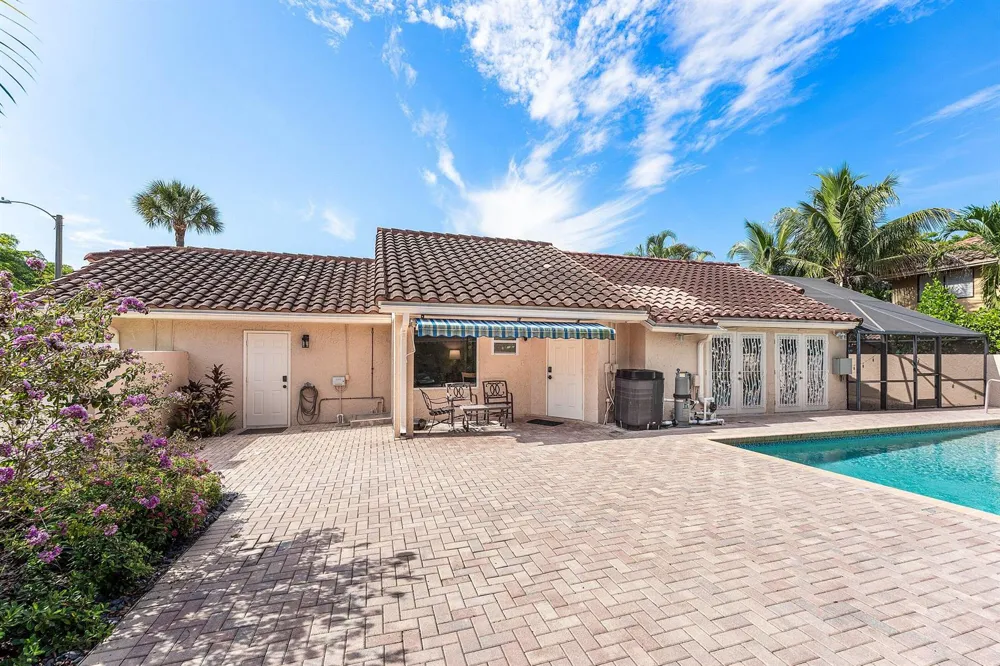 559 NW 38TH TERRACE Deerfield Beach, FL 33442