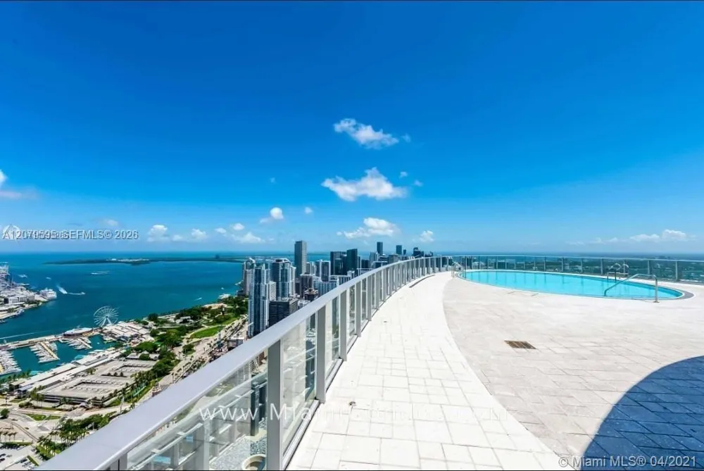 851 NE 1st Ave #1511 Miami, FL 33132