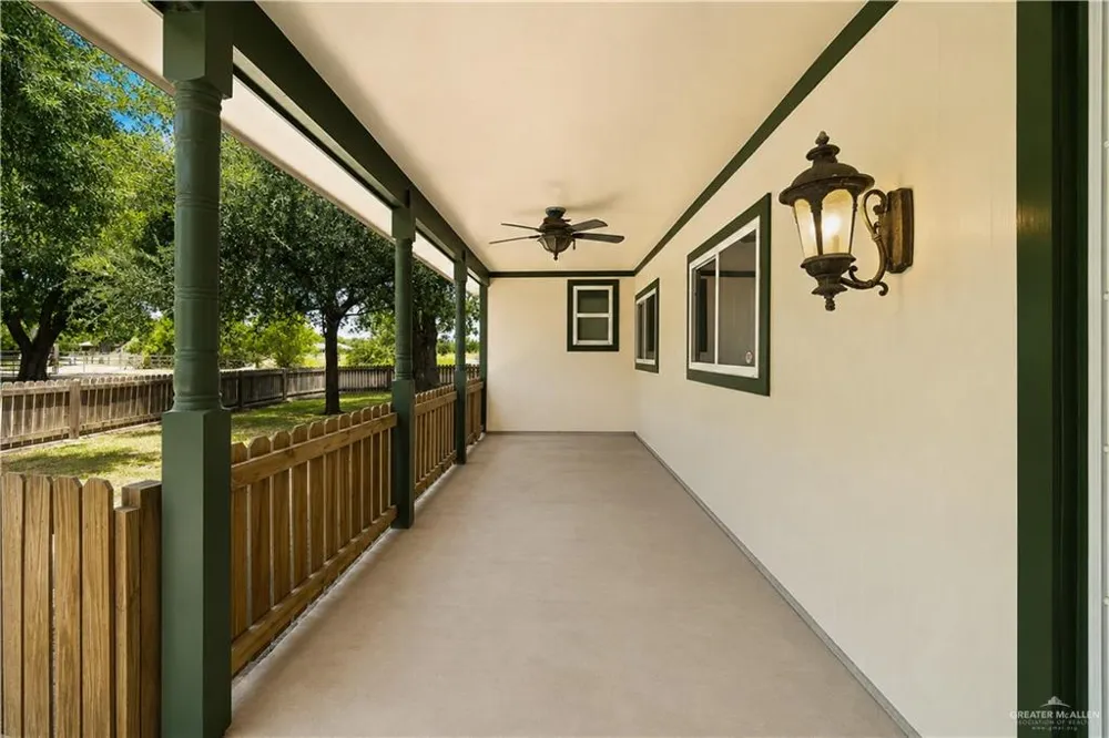 208 Rabb Road La Feria, TX 78559
