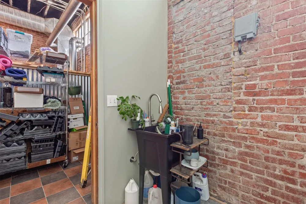118 Main Street Sand Springs, OK 74063
