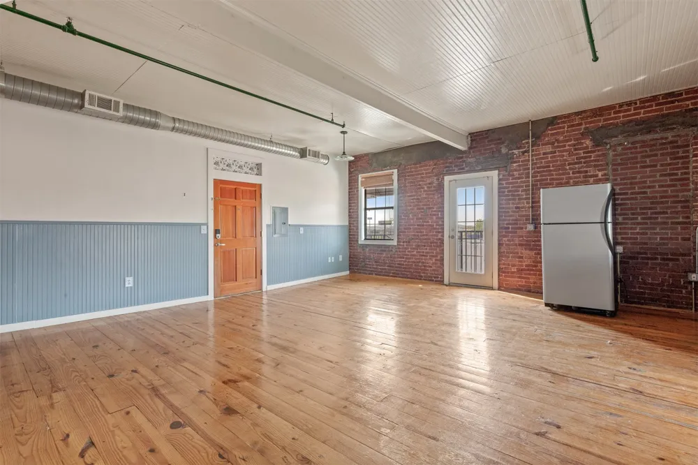 118 Main Street Sand Springs, OK 74063