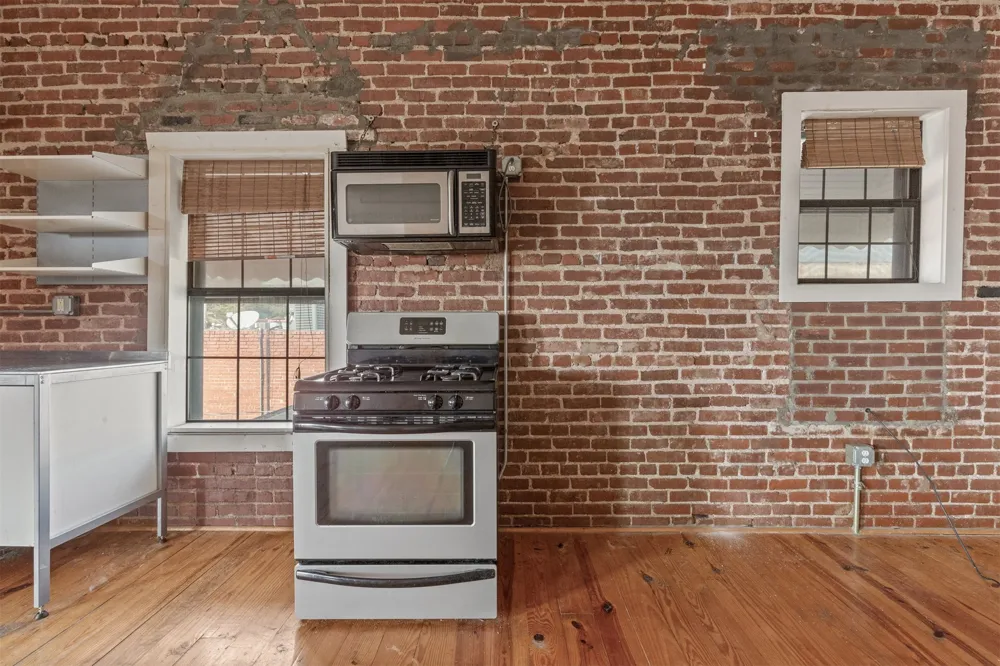 118 Main Street Sand Springs, OK 74063