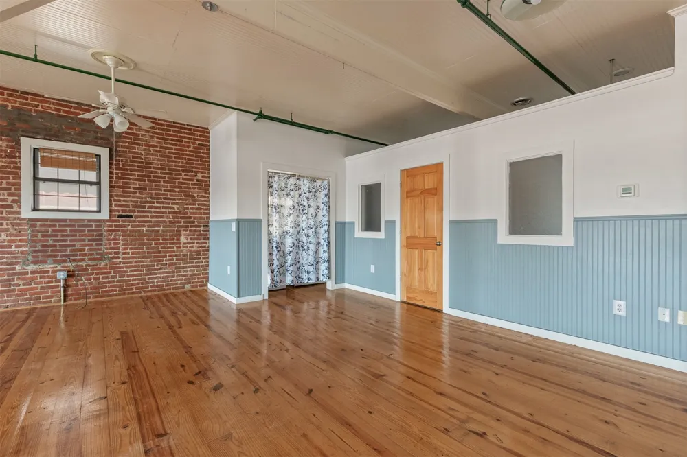 118 Main Street Sand Springs, OK 74063