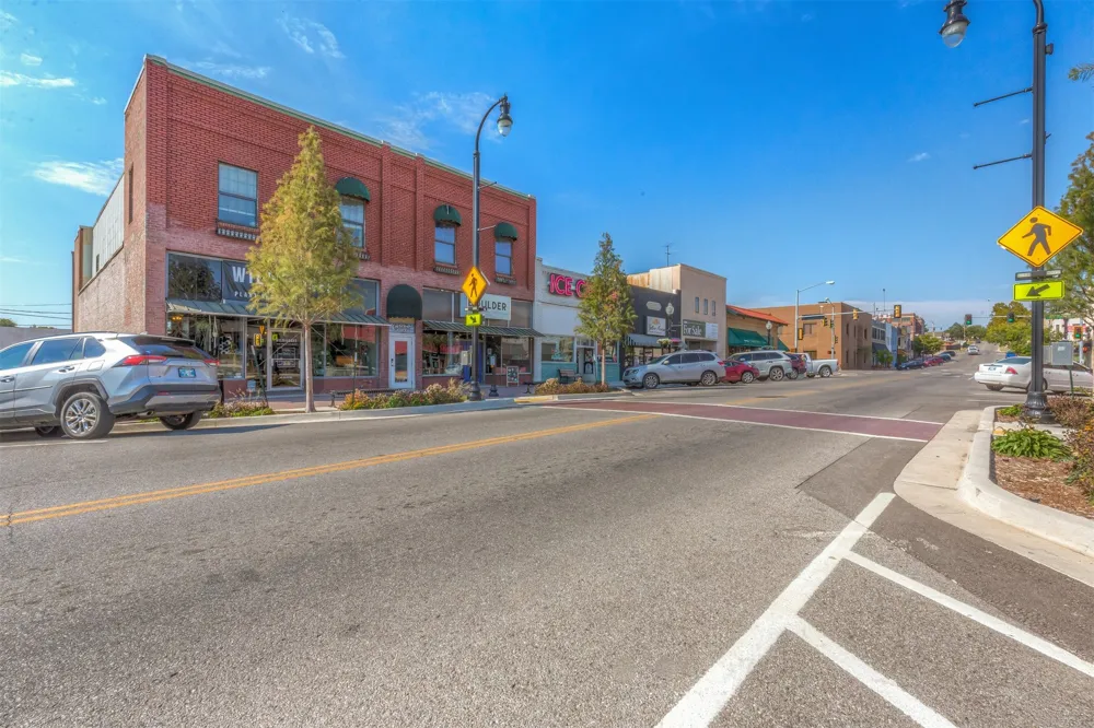 118 Main Street Sand Springs, OK 74063