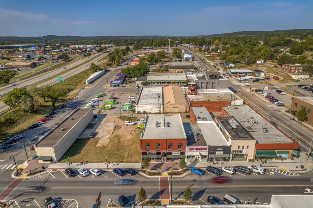 118 Main Street Sand Springs, OK 74063