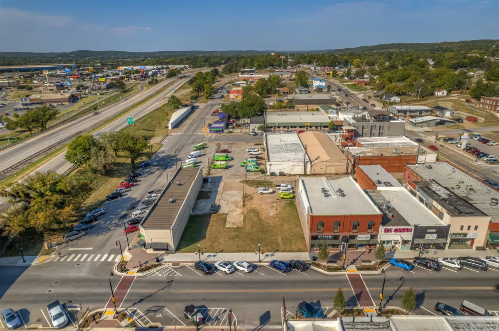 118 Main Street Sand Springs, OK 74063