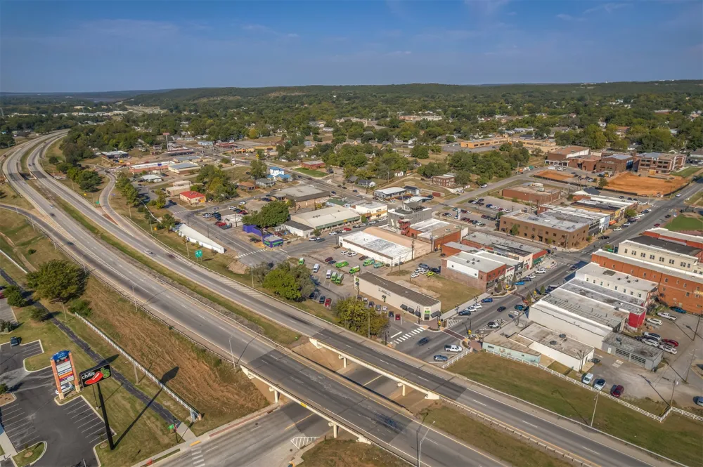 118 Main Street Sand Springs, OK 74063