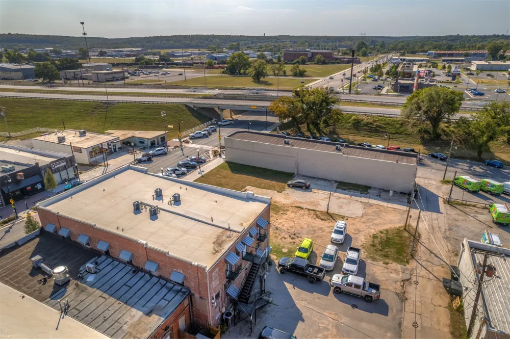 118 Main Street Sand Springs, OK 74063