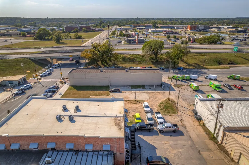 118 Main Street Sand Springs, OK 74063