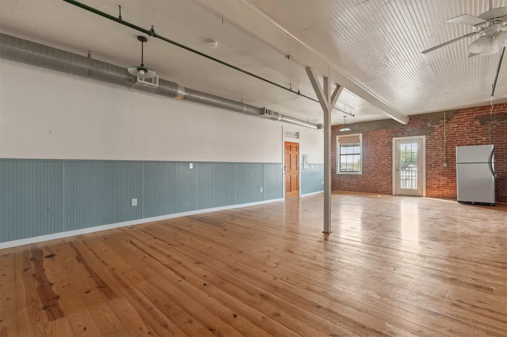 118 Main Street Sand Springs, OK 74063