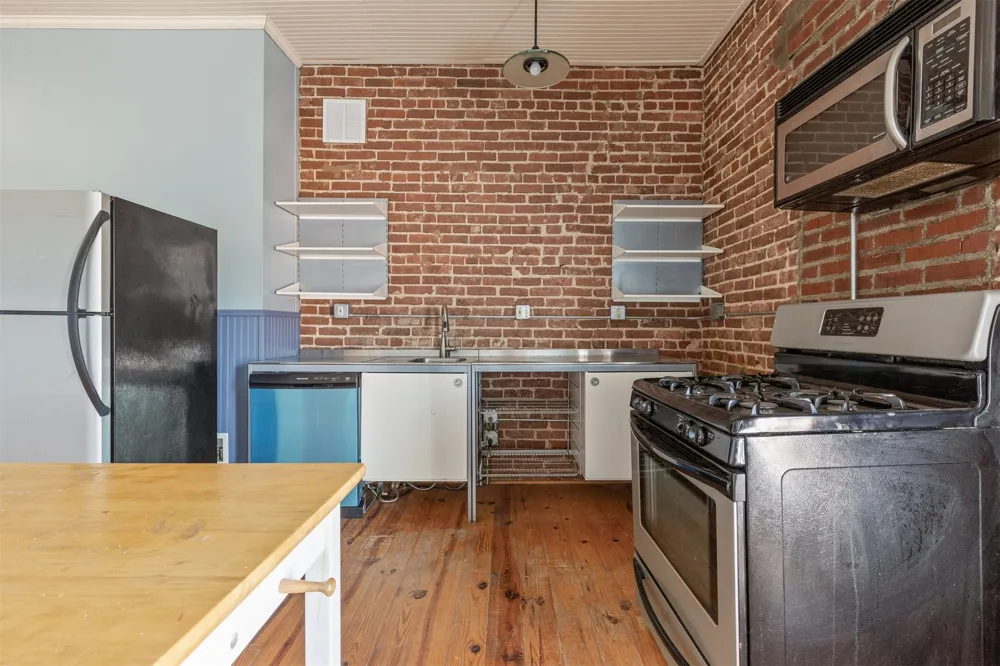 118 Main Street Sand Springs, OK 74063
