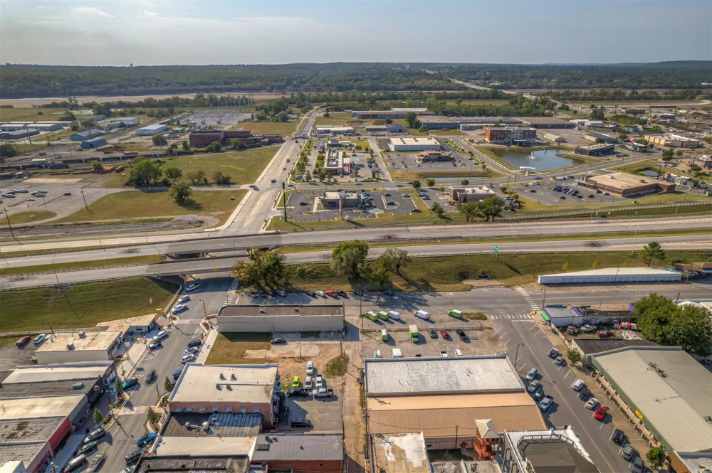 118 Main Street Sand Springs, OK 74063