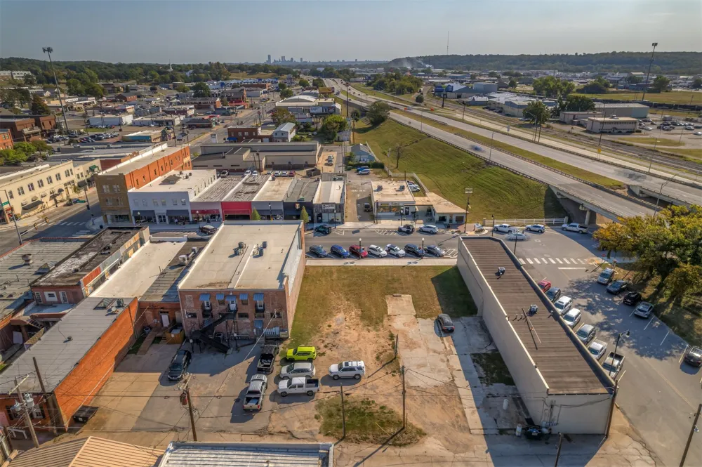 118 Main Street Sand Springs, OK 74063