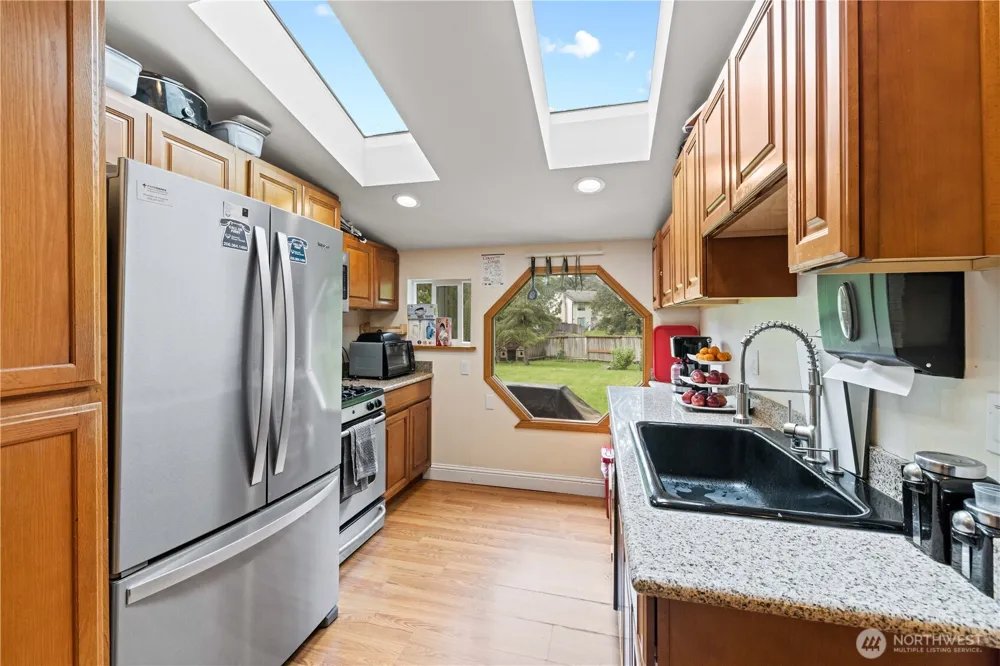 2627 205th Place SW Lynnwood, WA 98036