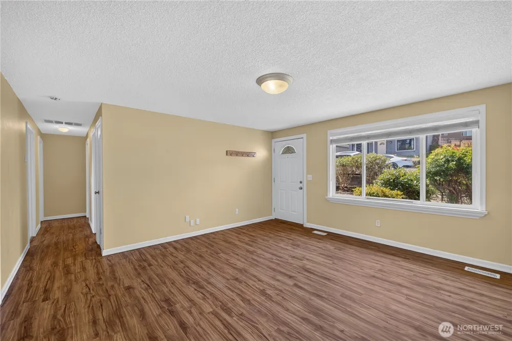 7825 Highland Drive Everett, WA 98203