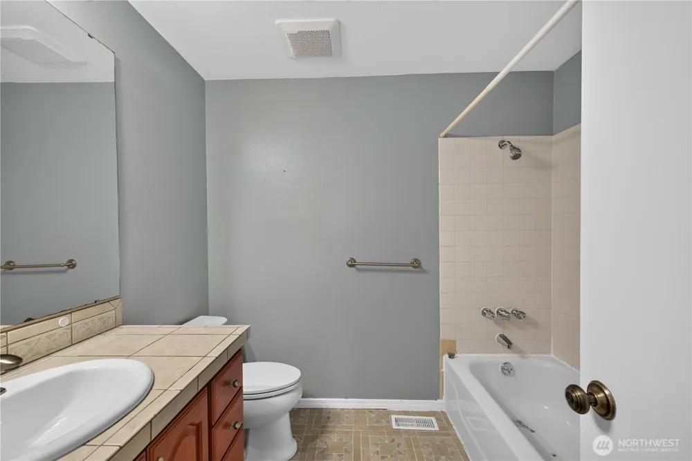 7825 Highland Drive Everett, WA 98203