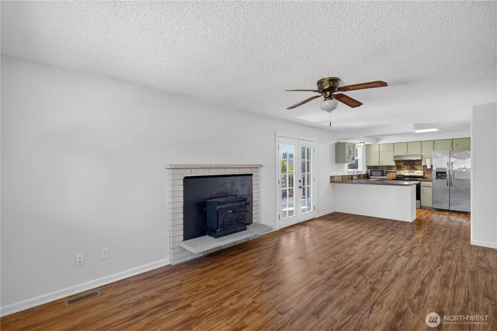 7825 Highland Drive Everett, WA 98203