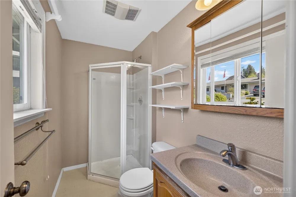 7825 Highland Drive Everett, WA 98203