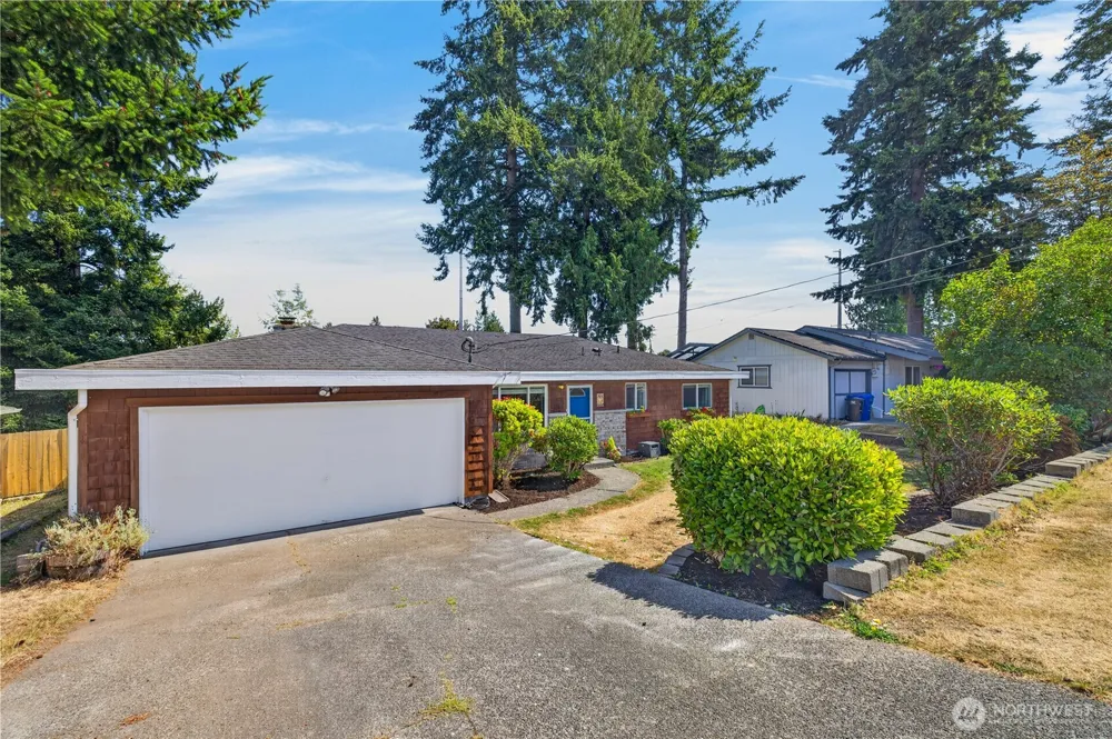 7825 Highland Drive Everett, WA 98203