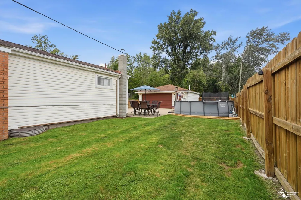30660 West Road Unknown, MI 48164