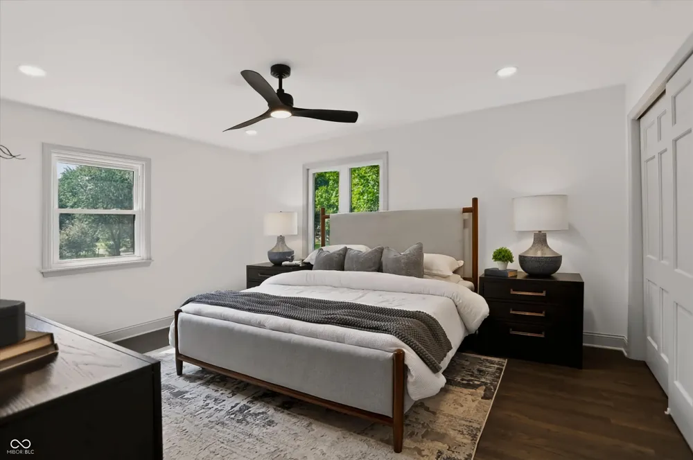 569 King Drive Indianapolis, IN 46260