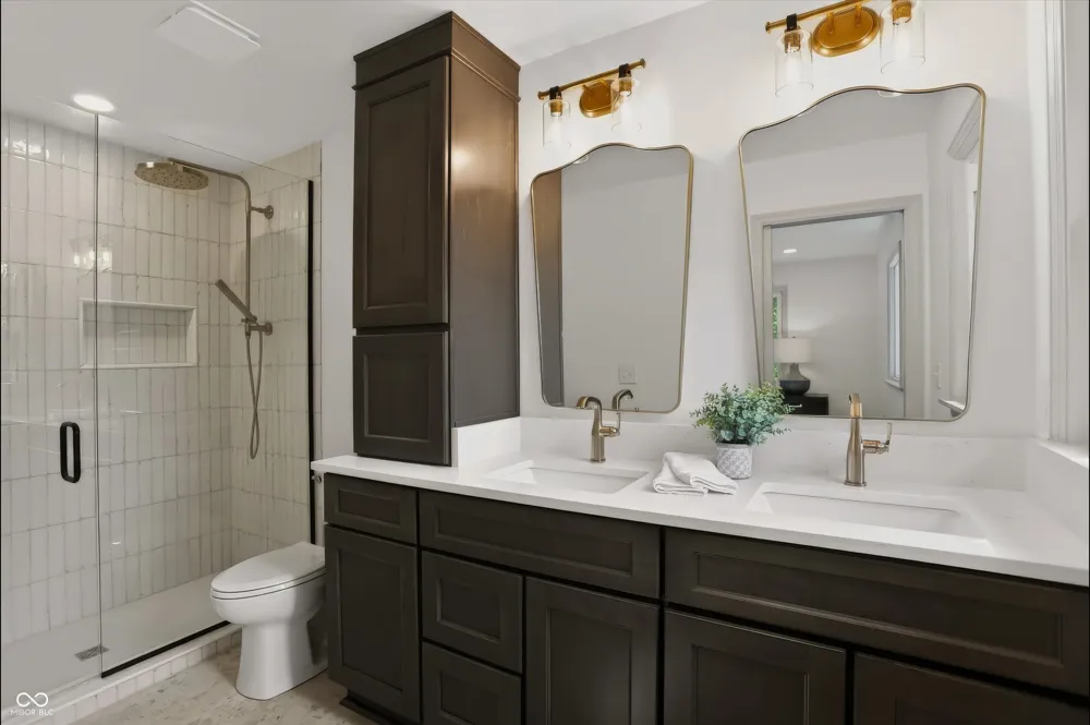 569 King Drive Indianapolis, IN 46260