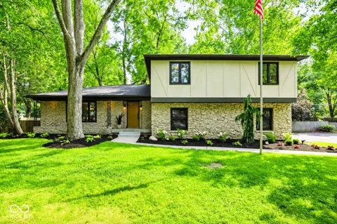 569 King Drive