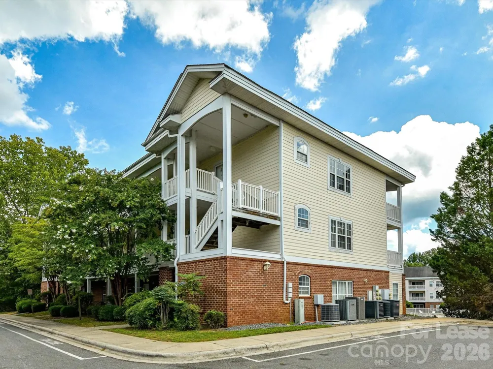 8658 Coralbell Lane Charlotte, NC 28213