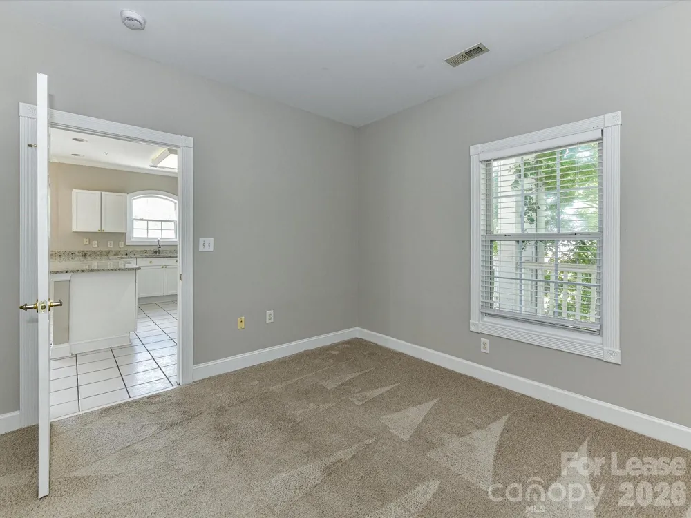 8658 Coralbell Lane Charlotte, NC 28213