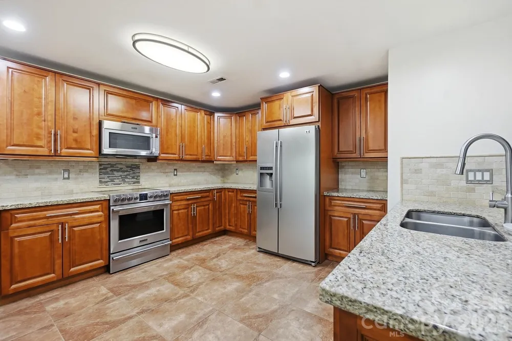 6324 Carpentaria Court Charlotte, NC 28215