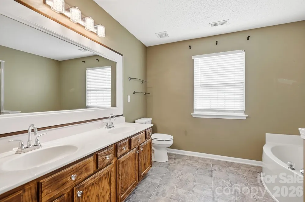 6324 Carpentaria Court Charlotte, NC 28215