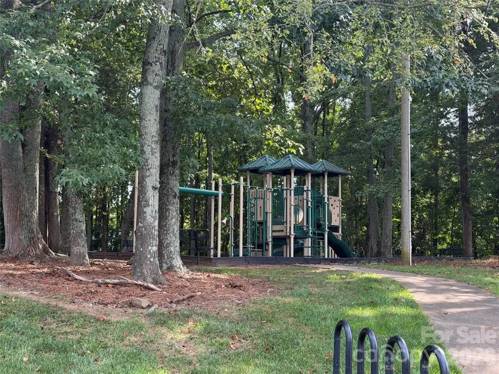 6324 Carpentaria Court Charlotte, NC 28215
