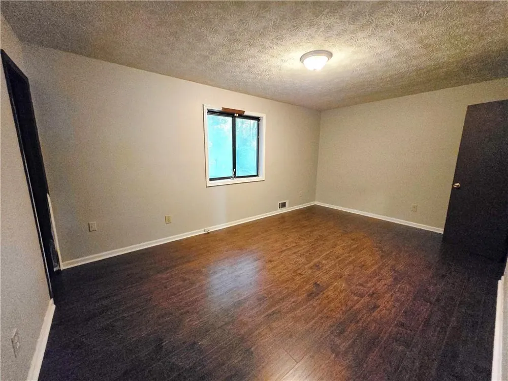 2982 Hillwood Drive Lawrenceville, GA 30044