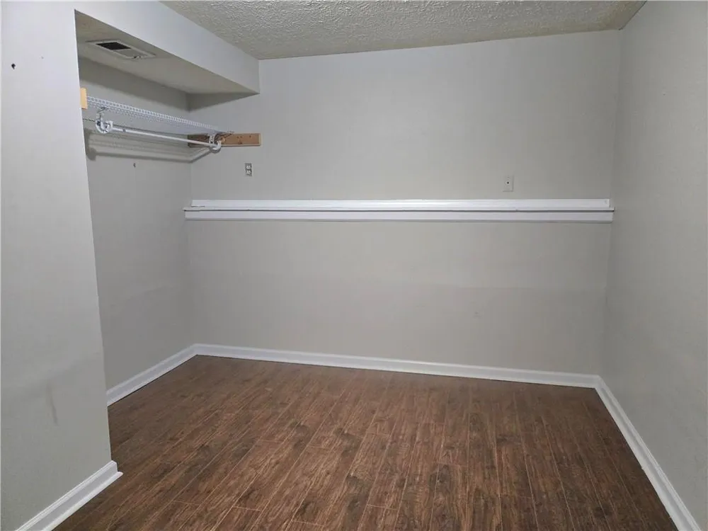 2982 Hillwood Drive Lawrenceville, GA 30044