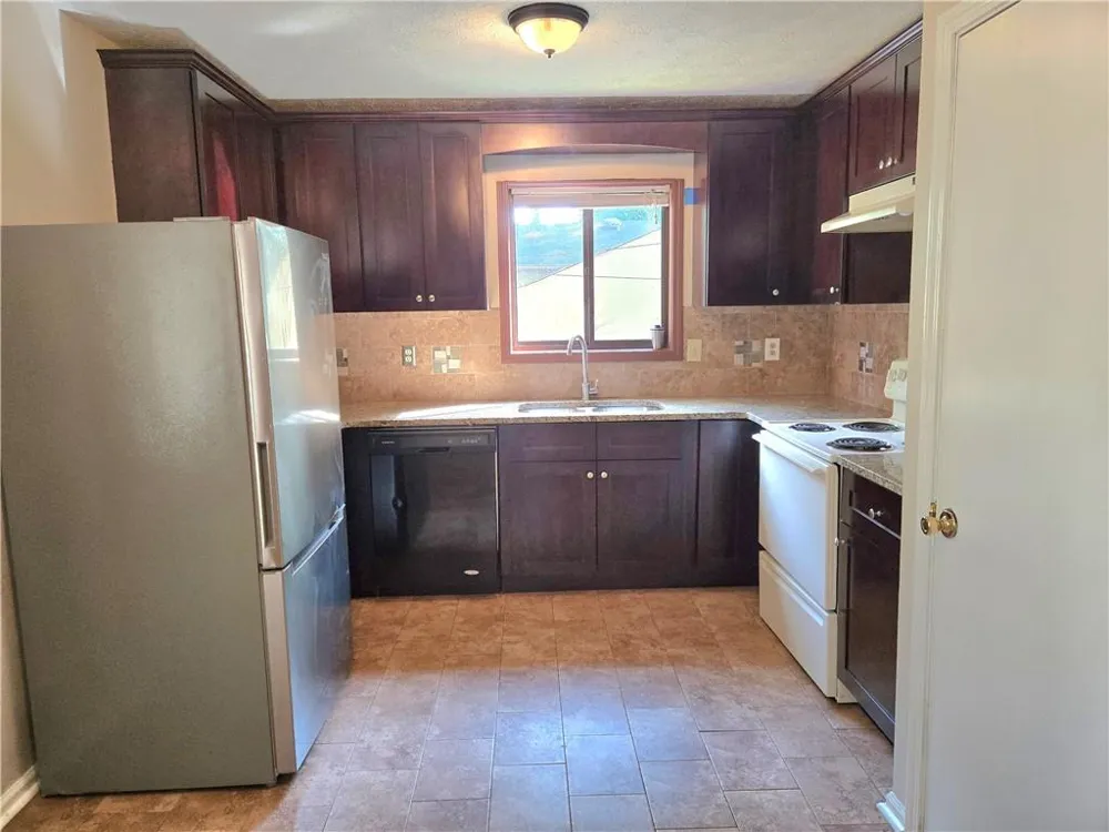 2982 Hillwood Drive Lawrenceville, GA 30044