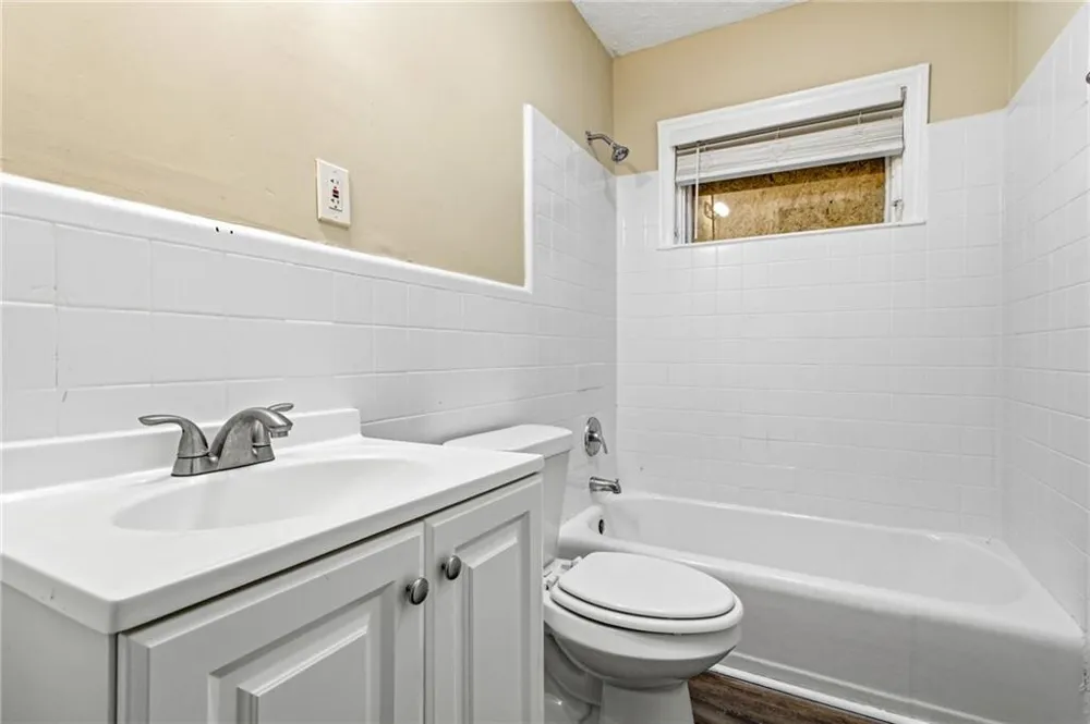 1883 Cindy Drive Decatur, GA 30032