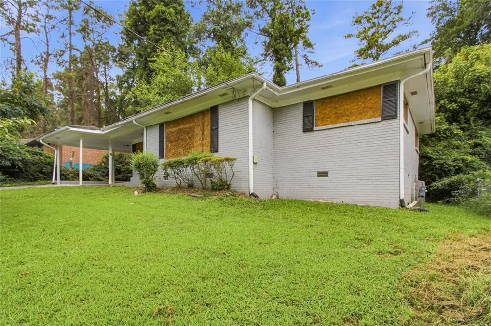 1883 Cindy Drive Decatur, GA 30032