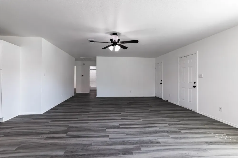 412 Susan Drive Kennedale, TX 76060