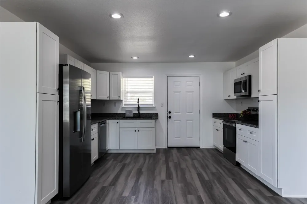 412 Susan Drive Kennedale, TX 76060