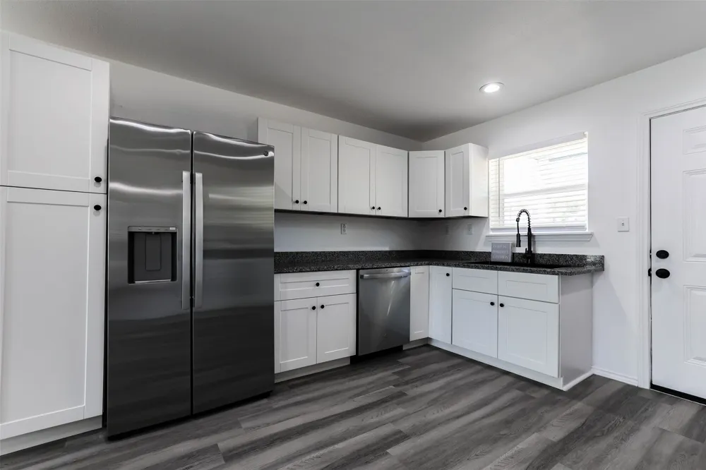 412 Susan Drive Kennedale, TX 76060