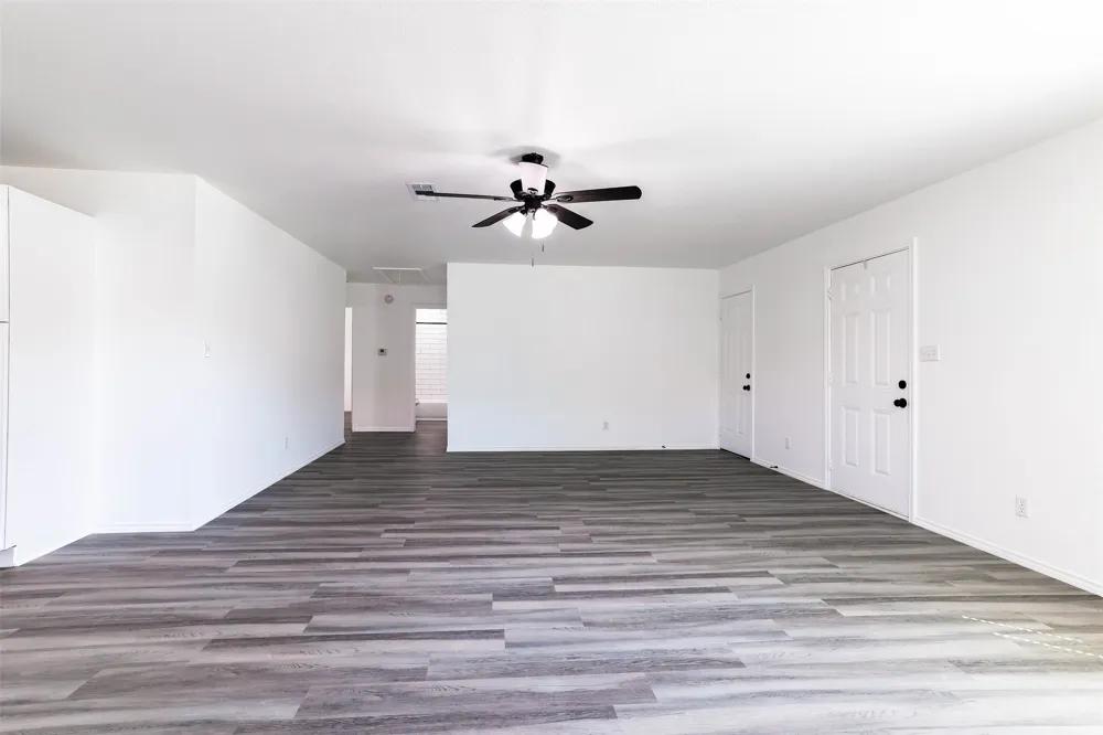 412 Susan Drive Kennedale, TX 76060