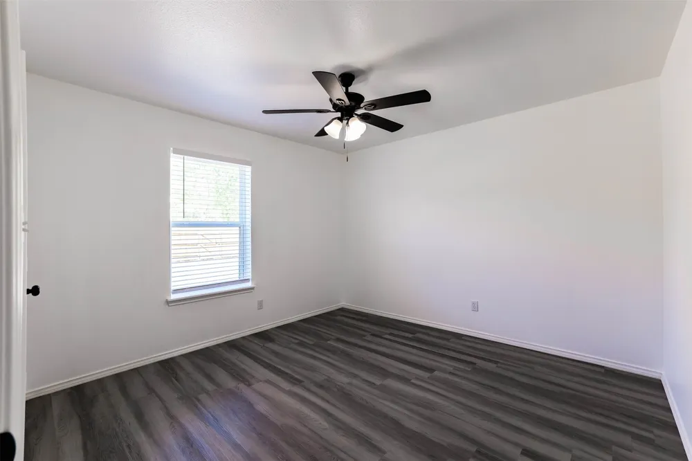 412 Susan Drive Kennedale, TX 76060