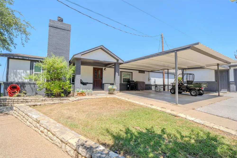 6371 Beacon Vista Circle Granbury, TX 76049