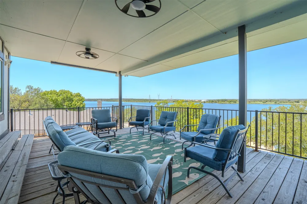 6371 Beacon Vista Circle Granbury, TX 76049