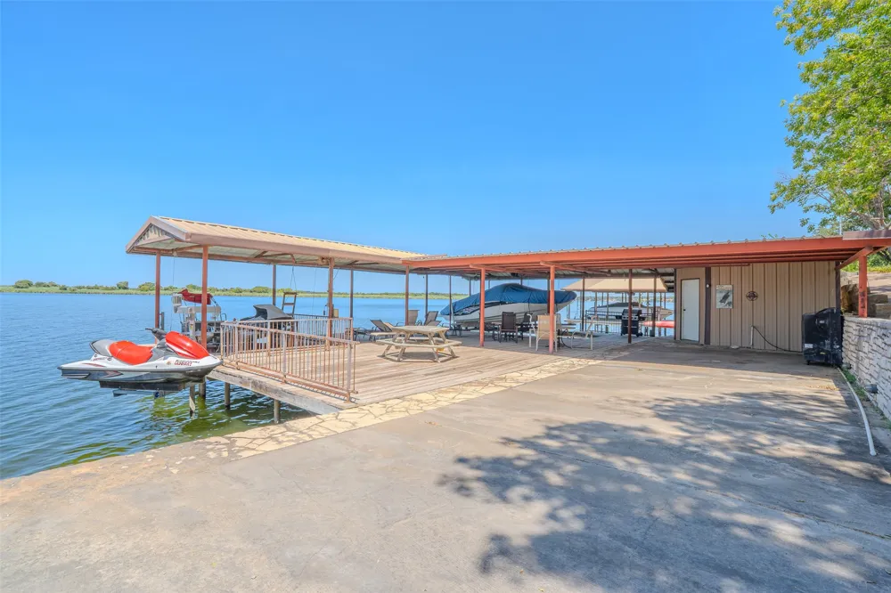 6371 Beacon Vista Circle Granbury, TX 76049