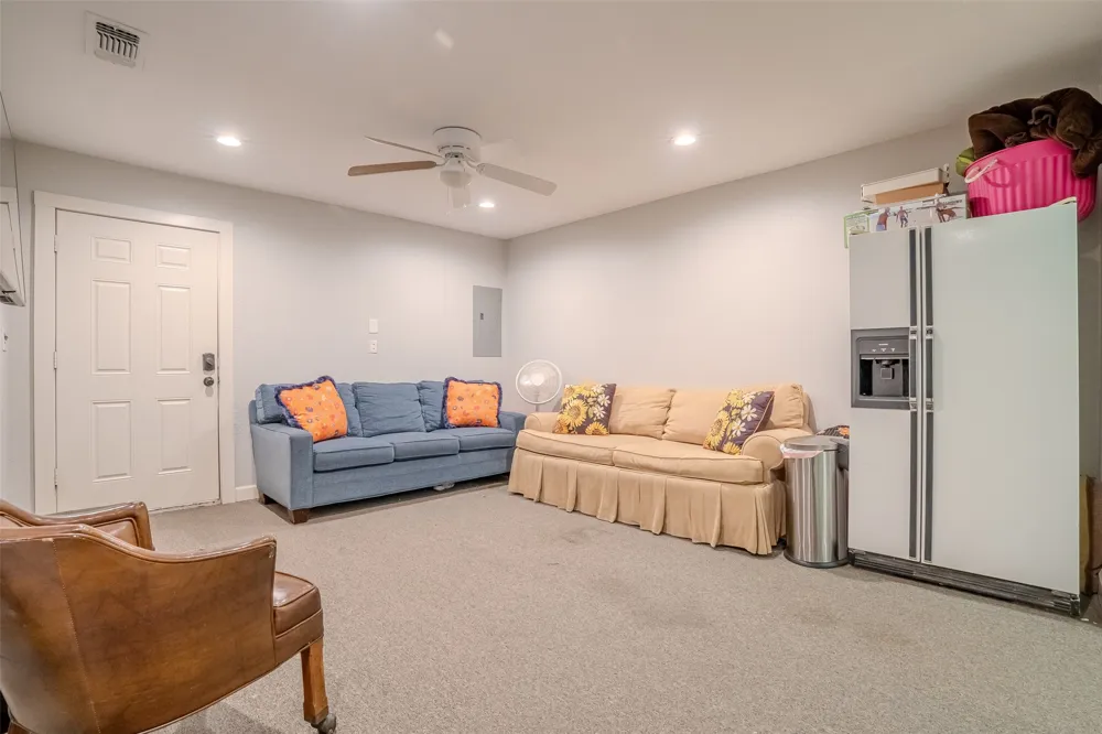 6371 Beacon Vista Circle Granbury, TX 76049